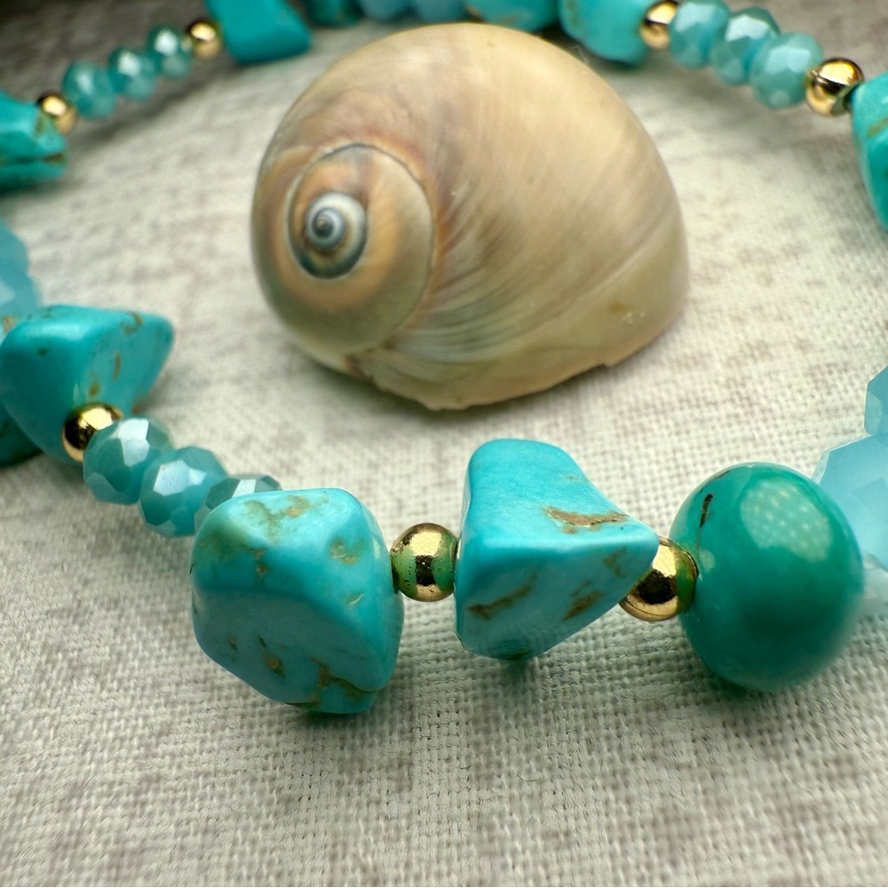 New Handmade Natural Turquoise & Aqua Gemstone Stretch Bracelet 🌊 - Picture 6 of 6